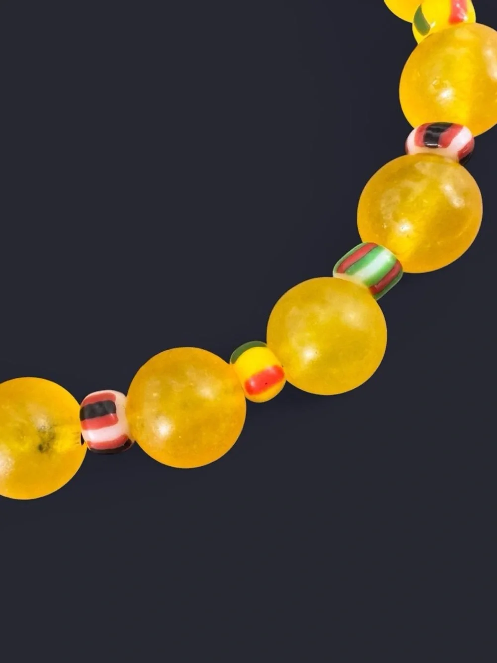 Lemon Glass Bead Bracelet 8mm